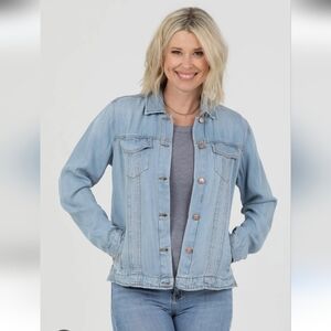 Women's Light Blue Denim Jacket
